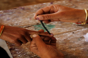 Jharkhand: डूमरी उपचुनाव में ‘ इंडिया ‘ फिर लगा रहा है अपने मंत्री पर दांव, अभी भी पशोपेश में NDA